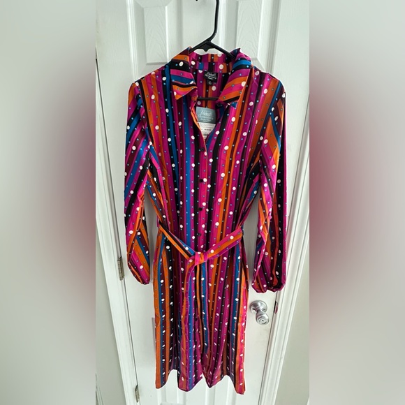 Abbott Elementary Teacher Edition Dress - Picture 3 of 7